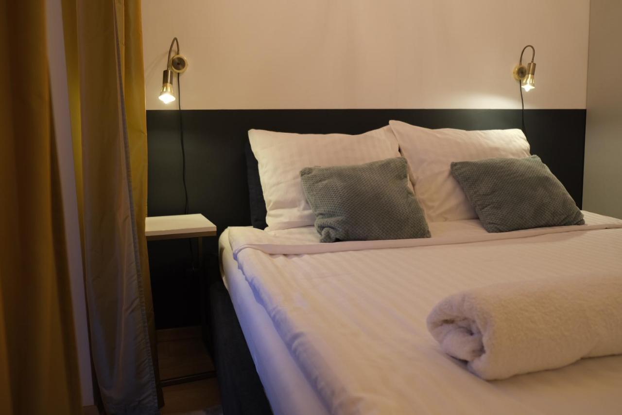 Apartament 9, Z Oddzielna Sypialnia! Варшава Екстериор снимка